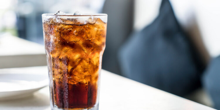 Refrigerante muito amado volta às vendas e norte-americanos enlouquecem