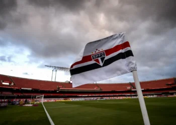 São Paulo monta batalhão de dispensas e craque é o primeiro da fila