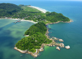 Lugar misterioso no Brasil proíbe circulação de carros e existe apenas uma forma de transporte