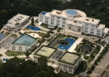 Maior mansão do Brasil pertence à apresentadora e tem mais de 17 mil metros quadrados