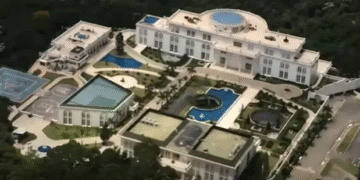 Maior mansão do Brasil pertence à apresentadora e tem mais de 17 mil metros quadrados