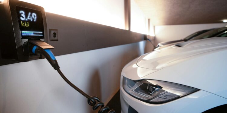 5 carros elétricos que cabem no seu bolso se você tiver mais de R$ 100 mil