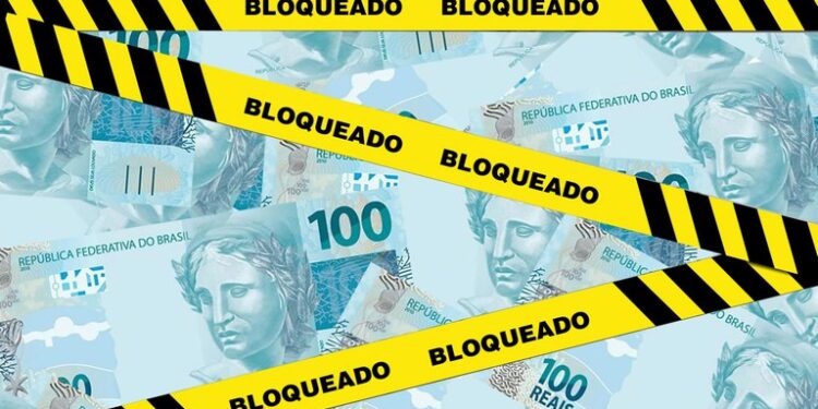 Gigante do futebol brasileiro teve as contas bloqueadas na Justiça