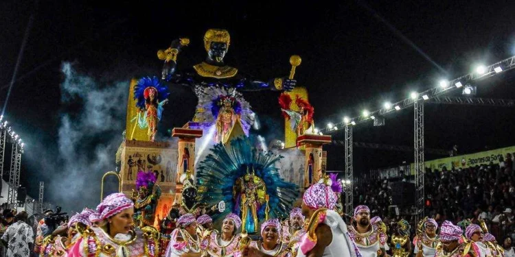 Carnaval mudou de data e vai acontecer na quinta-feira (26) de fevereiro nesta cidade do Brasil