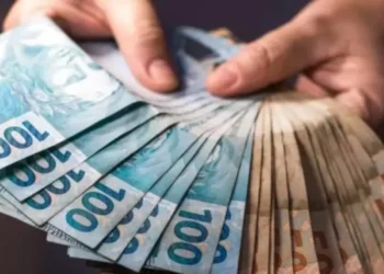 Quanto preciso ganhar no Brasil para ser considerado da classe alta?