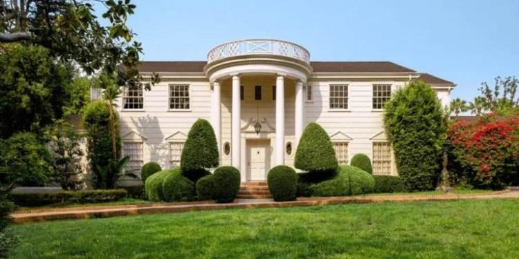 Mansão de “Um Maluco no Pedaço” custa R$ 161 milhões e está à venda