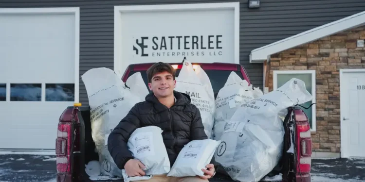 Prodígio de apenas 18 anos fatura mais de R$ 1 milhão com acessórios para cerveja