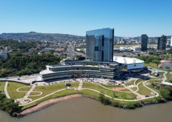 Shopping que é cartão postal de capital brasileira foi comprado por 2 empresários magnatas