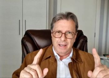 Deputado Federal falou que estudantes têm que ser “queimados vivos” e vai pagar R$ 100 mil após condenação