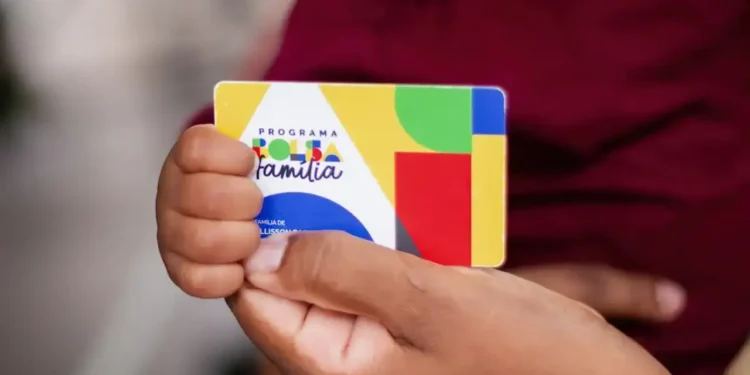 Bolsa Família paga até R$ 150 a mais do que o normal no mês de janeiro