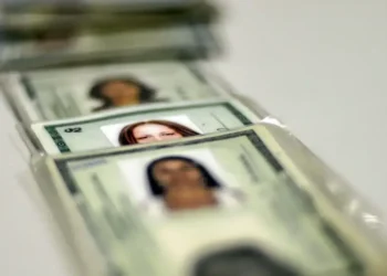 Documento de Identidade não vai mais ser aceito no Brasil se estiver nestes moldes