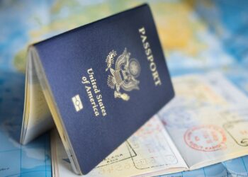 EUA travam o sonho de viagem: governo Trump congela vistos para brasileiros e cidadãos de 74 países