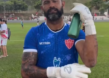 Goleiro Bruno foi demitido e resolveu contar toda verdade