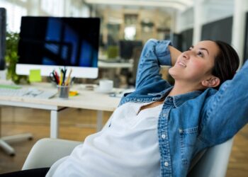 Governo confirma feriado na próxima quinta-feira (15) e brasileiros não vão trabalhar nessa cidade