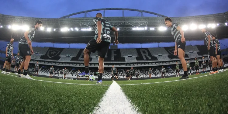 Estádio com gramado ruim pode ser excluído do futebol brasileiro