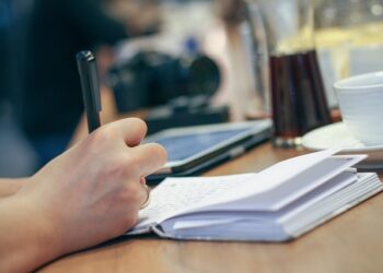 Palavra que muitos tem certeza que escrevem certo, mas na verdade está errada