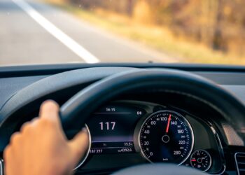 Limite de velocidade nas estradas para o verão foi decidido