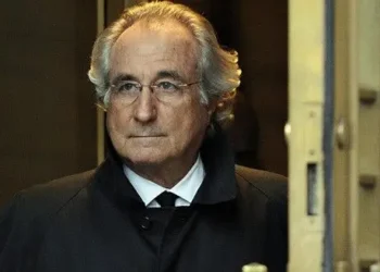 Maior fraude financeira da história custou US$ 65 bilhões e o responsável já morreu