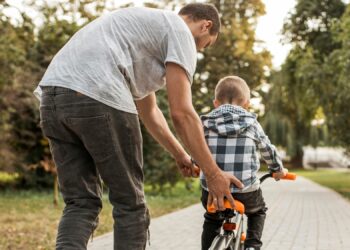 Madrasta ou padrasto tem algum direito legal sobre o enteado?