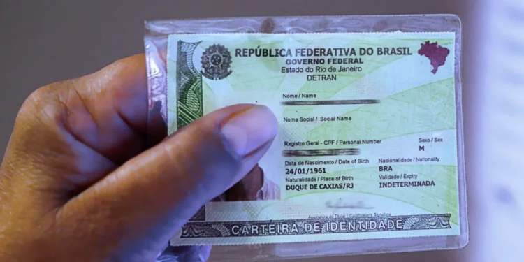 Número do RG vai ser excluído e novo documento para identificação no Brasil entra em vigor