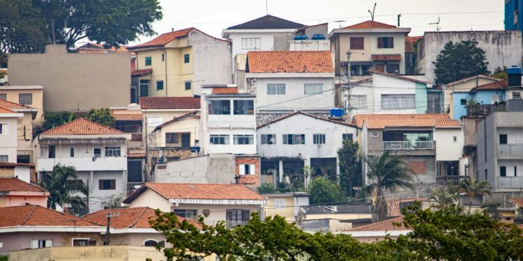 Proprietários de casas com mais de 10 anos recebem comunicado geral de segurança e cuidados