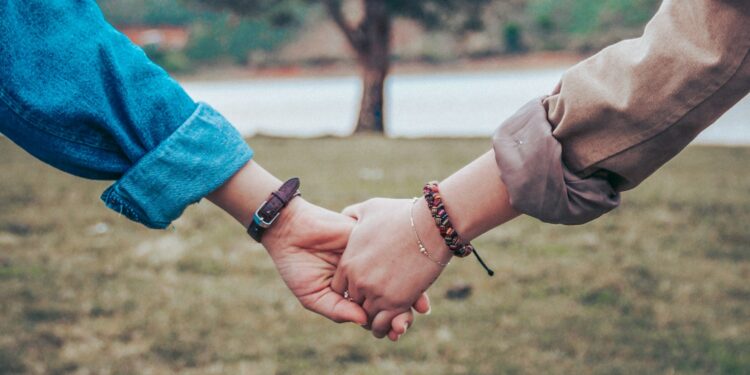 Quem mora junto por anos tem direito a herança de bens?