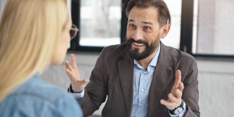 Regra trabalhista autoriza faltar 3 dias no trabalho sem atestado médico neste país