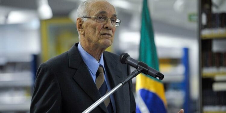 Fusquinha histórico foi colocado à venda por R$ 50 mil e pertencia a político que faleceu