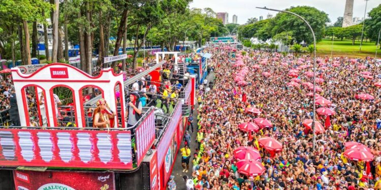 Carnaval foi suspenso após liminar assinada e comércios vão abrir normalmente em cidade do Sul