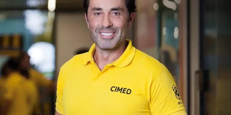 Enquanto Roberto Justus tem patrimônio de mais de R$ 1 bilhão, João Adibe tem fortuna muito maior