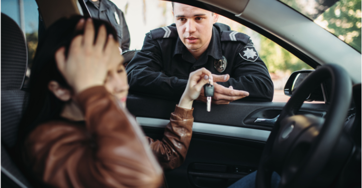 Nova lei de trânsito não exige mais mostrar documento físico na abordagem em país vizinho do Brasil