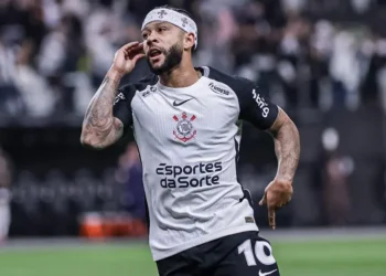 Contrato é assinado e Corinthians garante acordo de R$ 16 milhões por mês