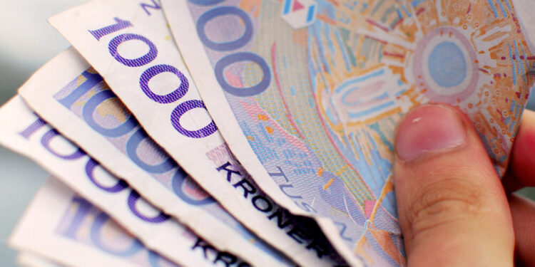 Empregadas domésticas podem ganhar perto de R$ 15 mil por mês neste país