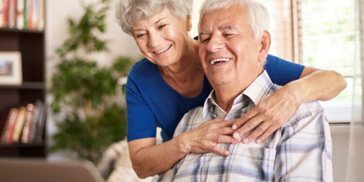 Aposentados brasileiros podem começar a comemorar por que vão receber pagamento extra