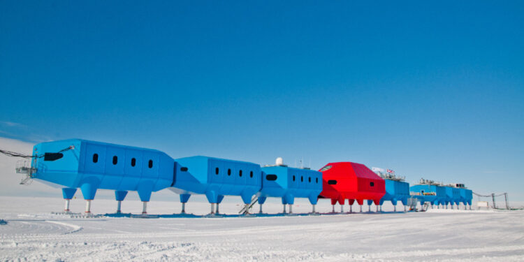 Trabalhar a -20°C? Emprego na Antártida oferece salário de R$ 218 mil