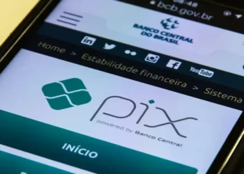 Brasileiros recebem comunicado geral sobre mudanças no PIX