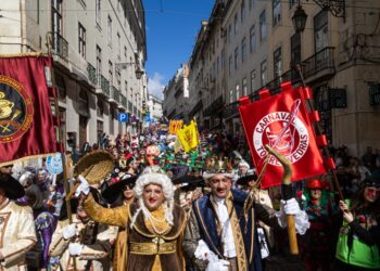 Carnaval foi cancelado após fenômeno climático e festa tradicional no Brasil não vai acontecer nesta cidade