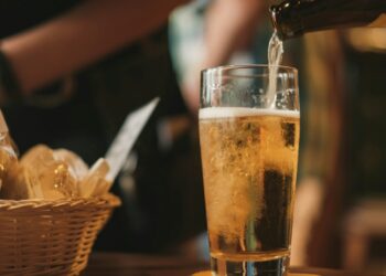 Cerveja brasileira que muitos amam está entre as maiores do planeta