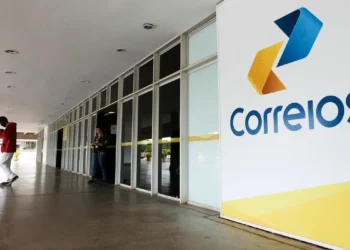 Correios podem parar de operar em todos os municípios