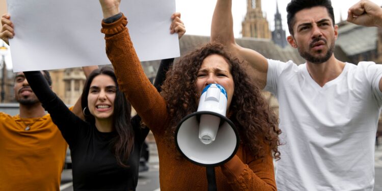 Greve geral foi confirmada e Governo promete medidas drásticas contra a população na Argentina