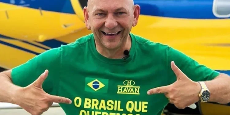Enquanto Eike Batista faliu com petróleo, dono da Havan encontrou outro ramo para enriquecer