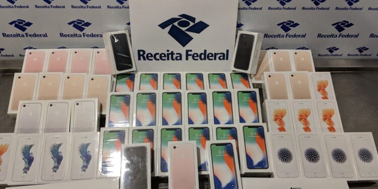 Receita Federal bate o martelo e iPhone passa a ser vendido no Brasil por R$ 922,00
