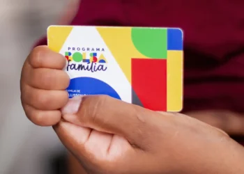 Mães que moram sozinhas podem sacar R$ 150 por mês e um adicional de R$ 50 se estiverem dentro dessas condições do Bolsa Família