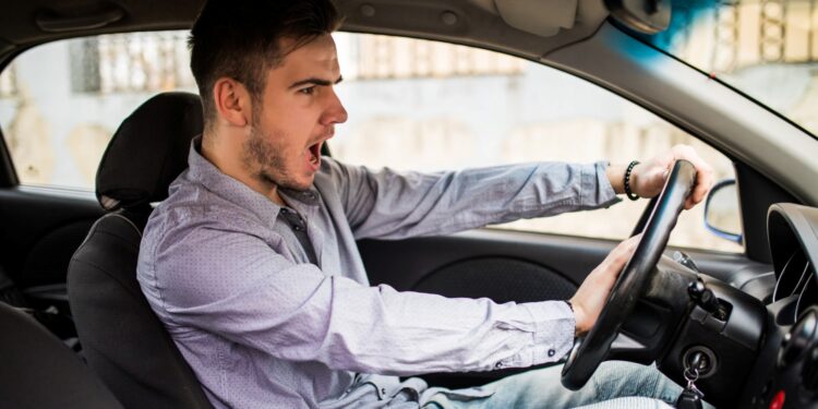 Motorista foi excluído definitivamente da Uber: motivo é surpreendente