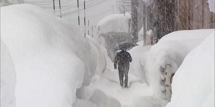 Tempestade de neve deixou 30 mortos no Japão