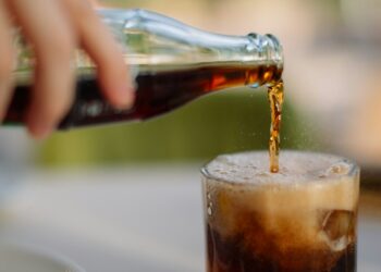 Refrigerante mais vendido no mundo prepara entrada no Brasil com investimento de R$ 30 bilhões