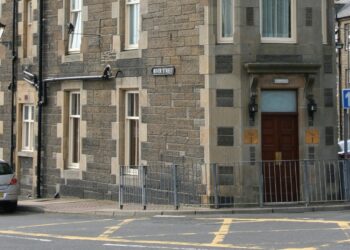 Rua mais curta do mundo tem apenas 2 metros e nem faz sentido lógico