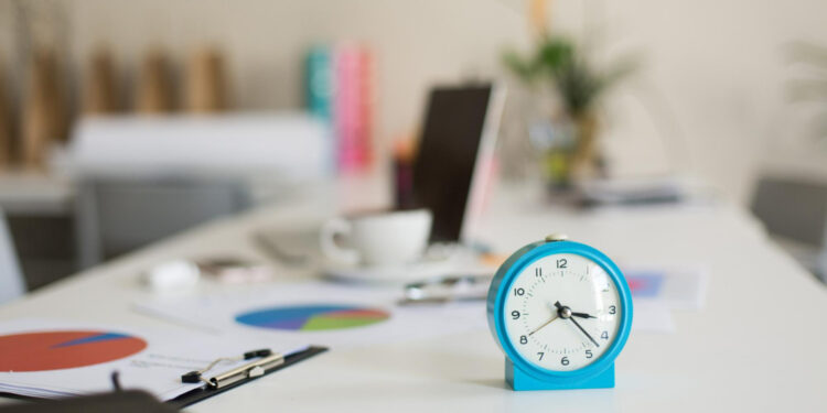 Jornada de trabalho foi reduzida para 4 dias por semana e trabalhadores descansam mais neste país