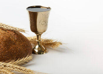 O que significa a expressão “corpo e sangue de Cristo”, segundo a Bíblia?