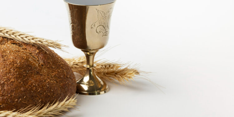 O que significa a expressão “corpo e sangue de Cristo”, segundo a Bíblia?